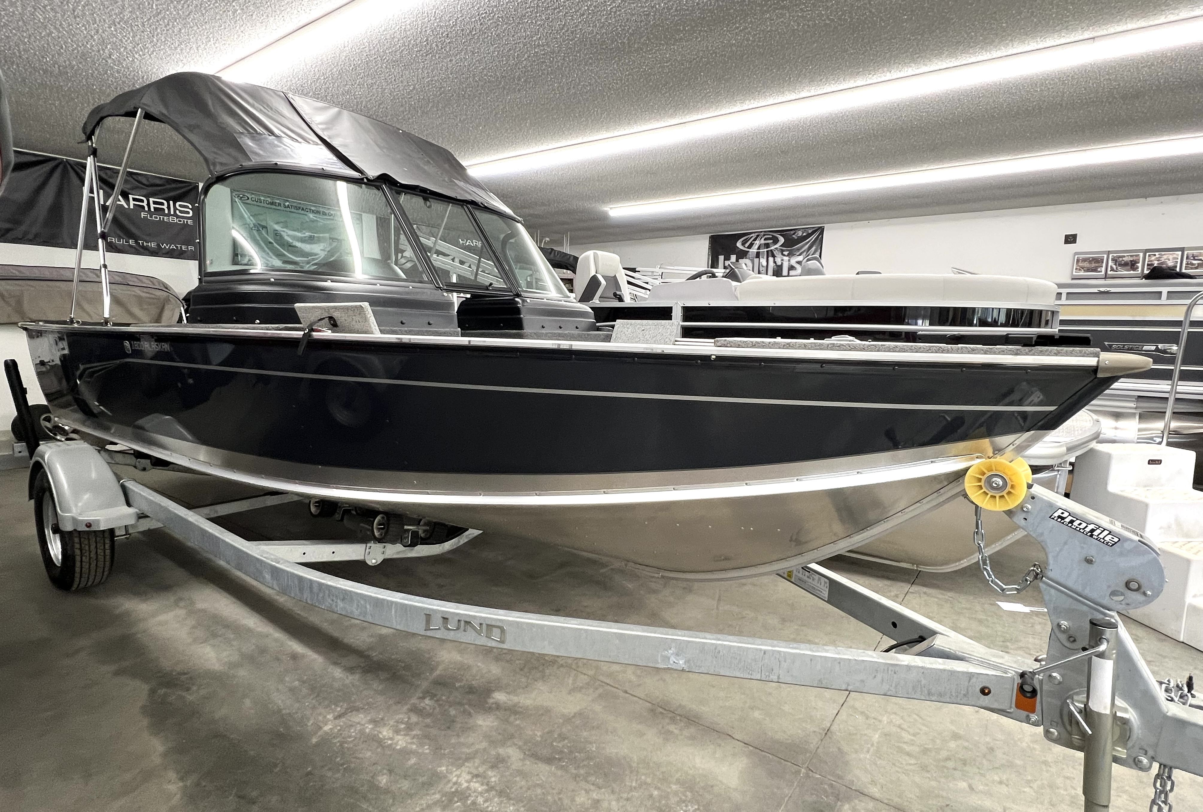 2023 Lund 1800 Alaskan Sport